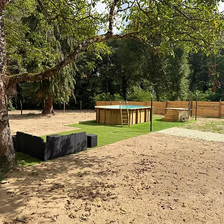 Domaine D'hybere Vakantiehuis Lucbardez-et-Bargues
